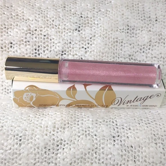 Vintage by Jessica Liebeskind Sparkling Lip Gloss in Pink Sequin, 2.8g/0.10oz - Picture 2 of 11